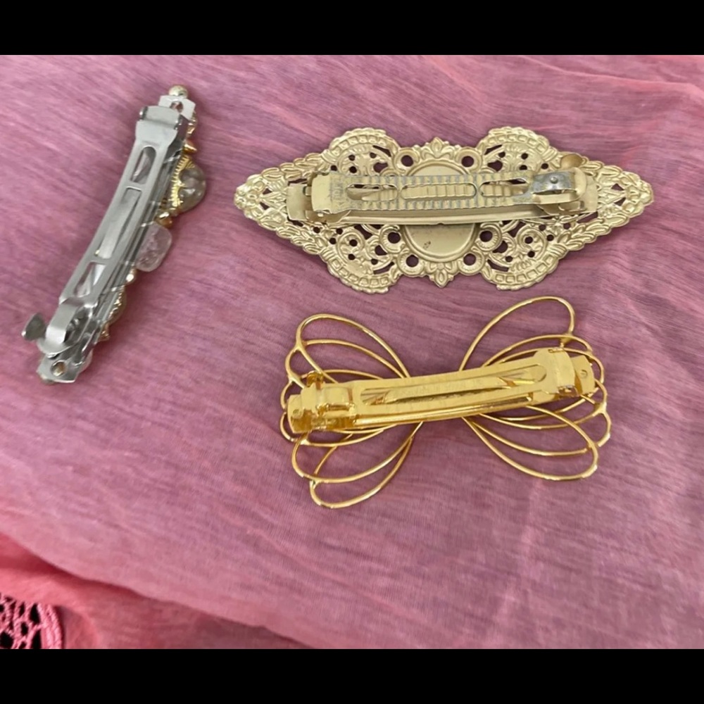 Hair Clips (Gold X3) - Picture 4 of 5